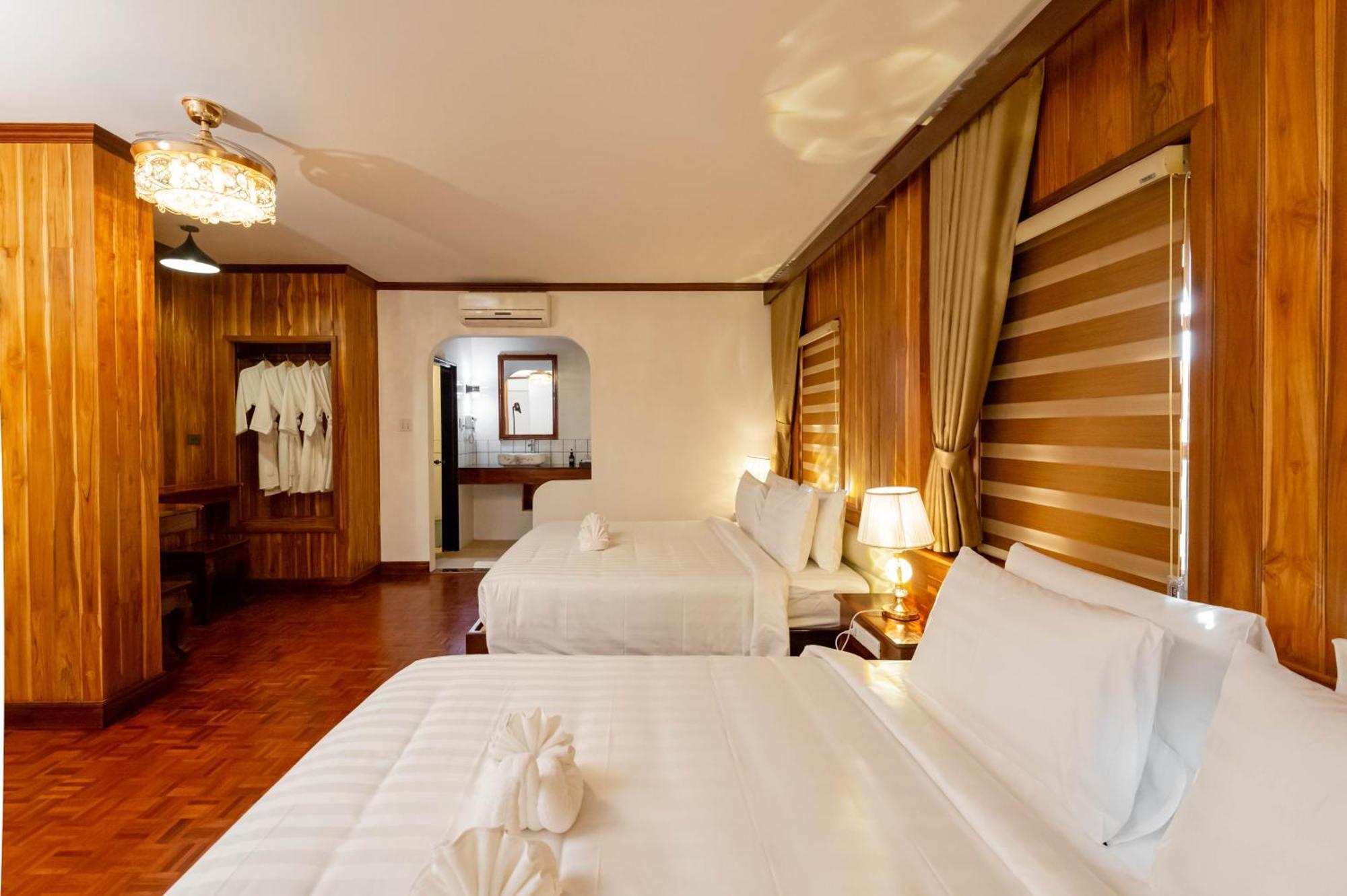 Luangprabang Center Hotel ภายนอก รูปภาพ