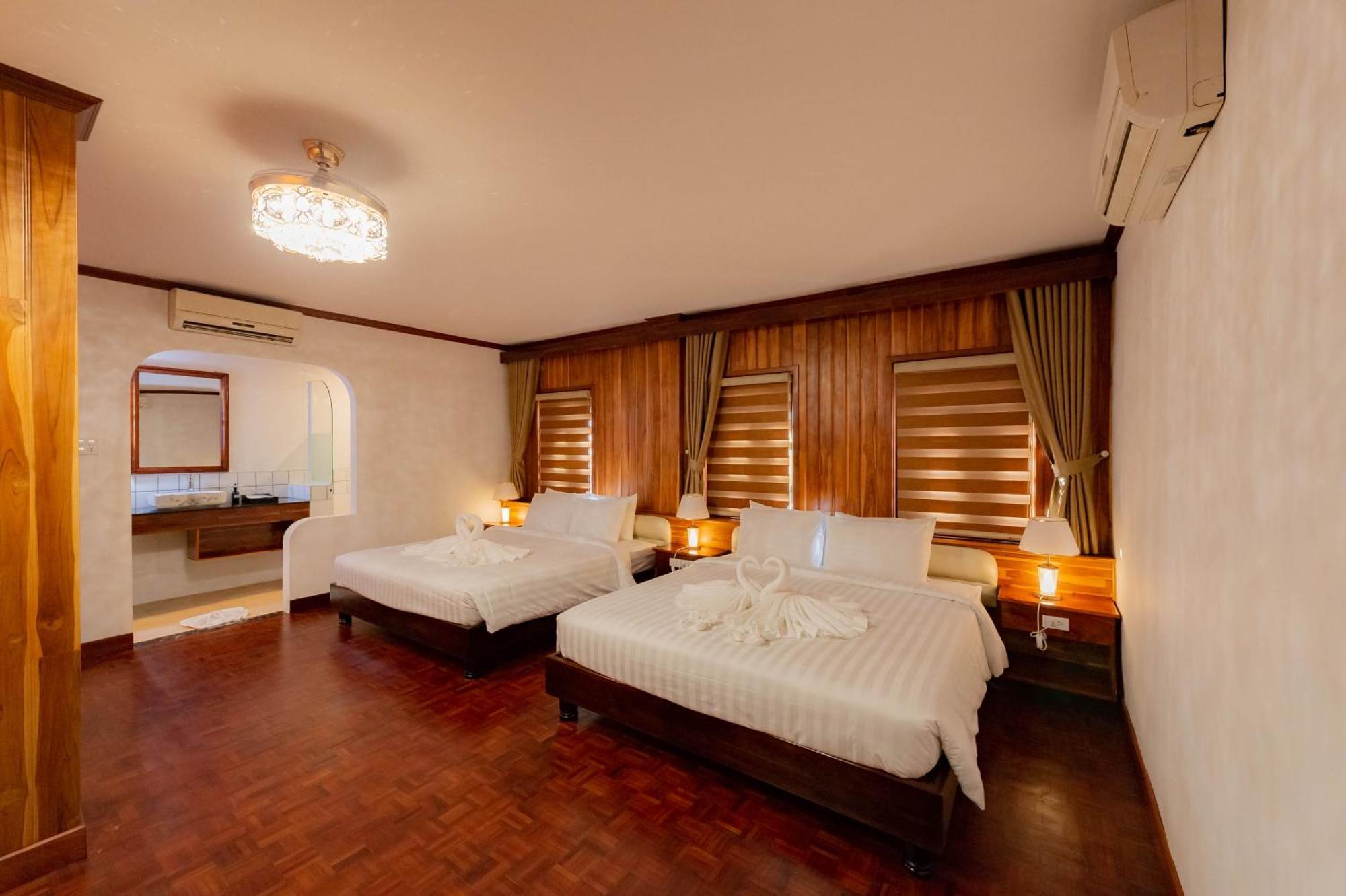 Luangprabang Center Hotel ภายนอก รูปภาพ